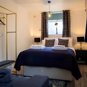  Apartment Moray Court Centre By Rework