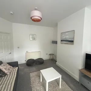  Apartment New Flat In - Sleeps 4